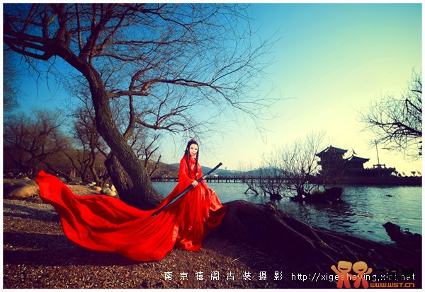 禧阁古装<em>美女</em>演绎<em>新白发</em>魔女传!-无锡论坛-无锡